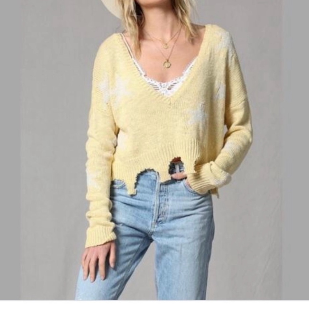 Chic Yellow V-Neck Sweater-Blank Paige